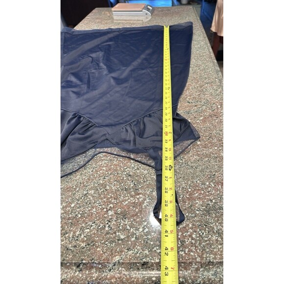 Vtg Vanity Fair Slip Black Lace Bodice Size 34 True Vintage Tricot Nylon USA - Picture 9 of 9